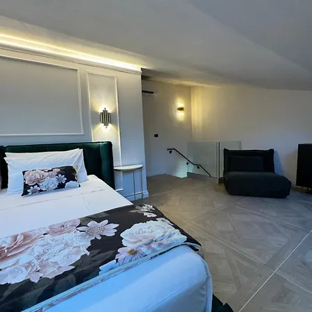 Cloe Boutique Apartment Termoli Exterior photo
