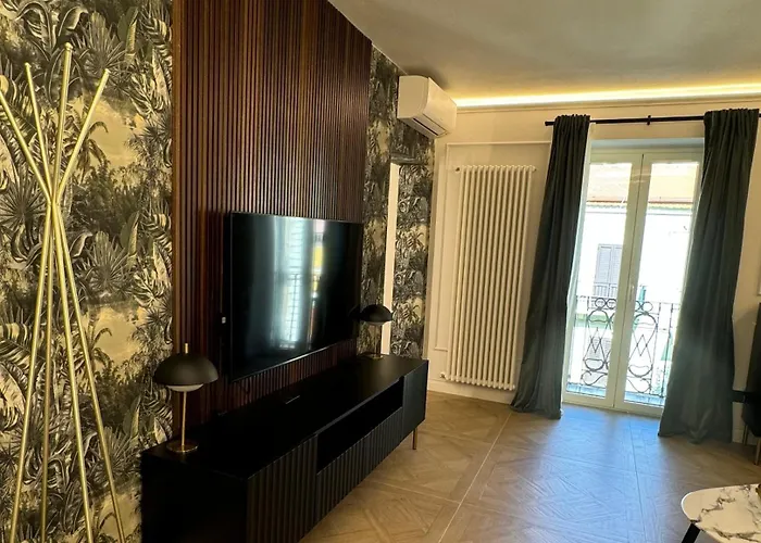 Cloe Boutique Apartment