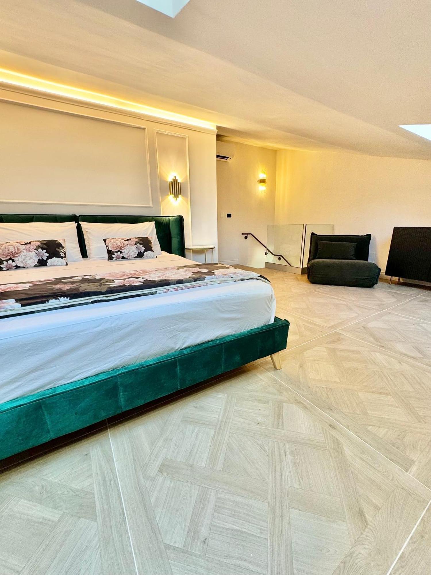 Cloe Boutique Apartment *